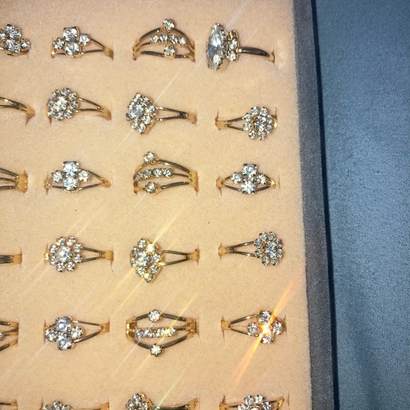Vintage Adjustable Gold Tone and Silver Stone Fashion Rings pick one - Picture 4 of 5